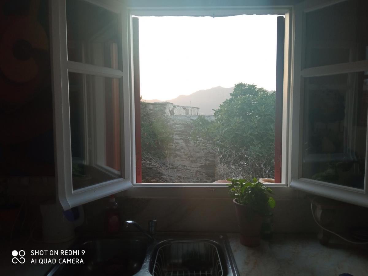 Arthome0B Panormos  Luaran gambar