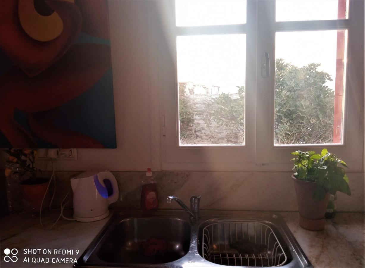 Arthome0B Panormos  Luaran gambar